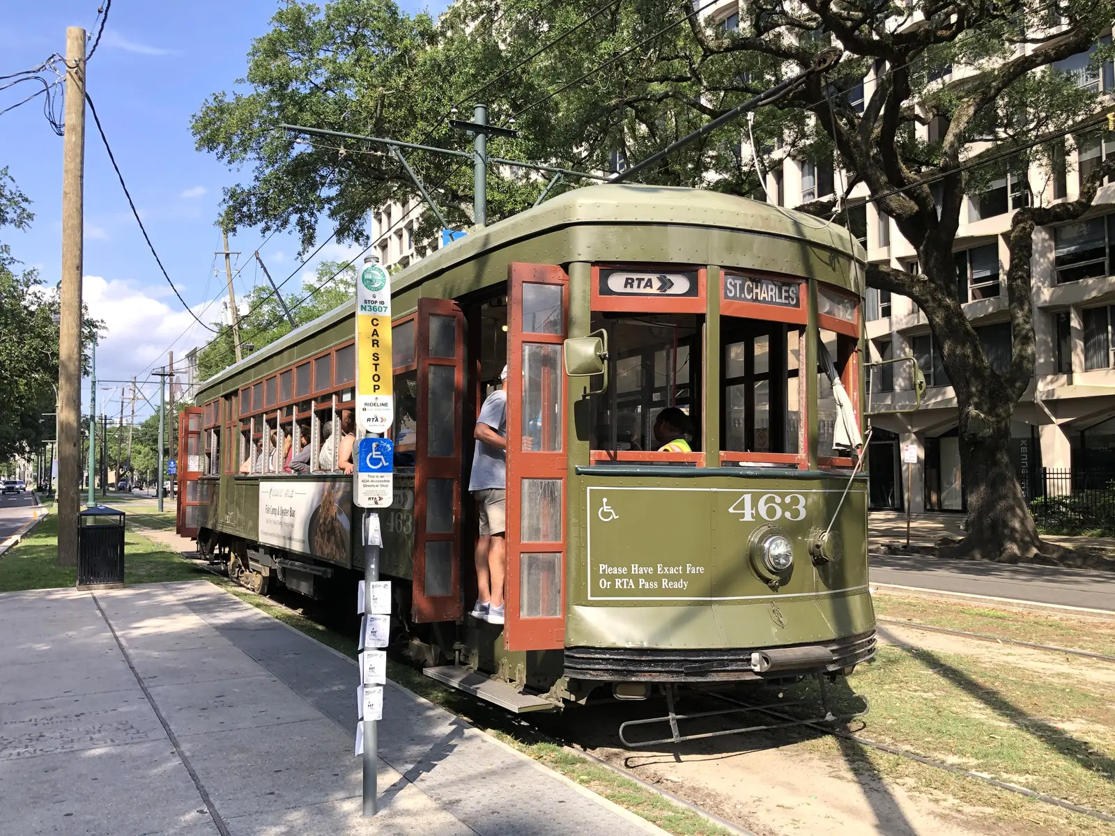 Spårvagn på St. Charles Avenue i New Orleans